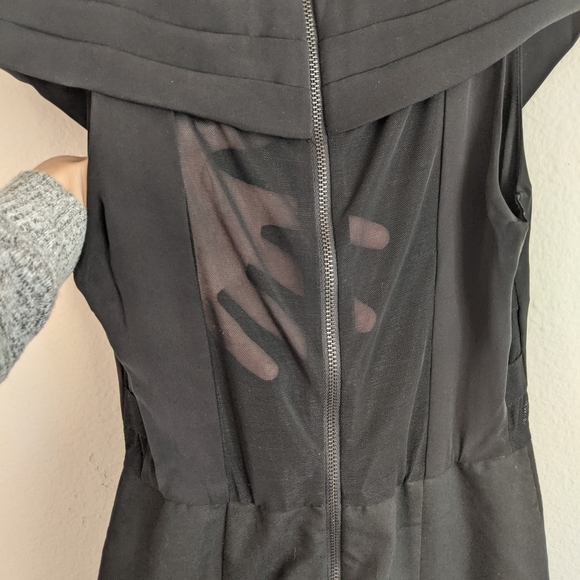 Alice + Olivia LBD Devon Black Dress - Silk Mesh Pleated Cap Sleeves Sheath Sz S - Picture 6 of 12